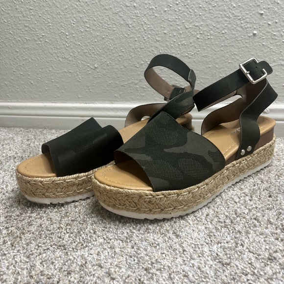 WOMEN'S SODA CLIP ESPADRILLE WEDGES - Picture 7 of 8